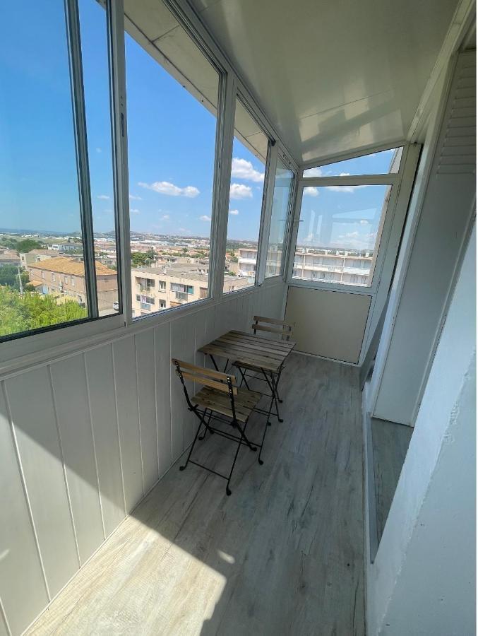 Appartement Proche Aeroport マリニャーヌ エクステリア 写真