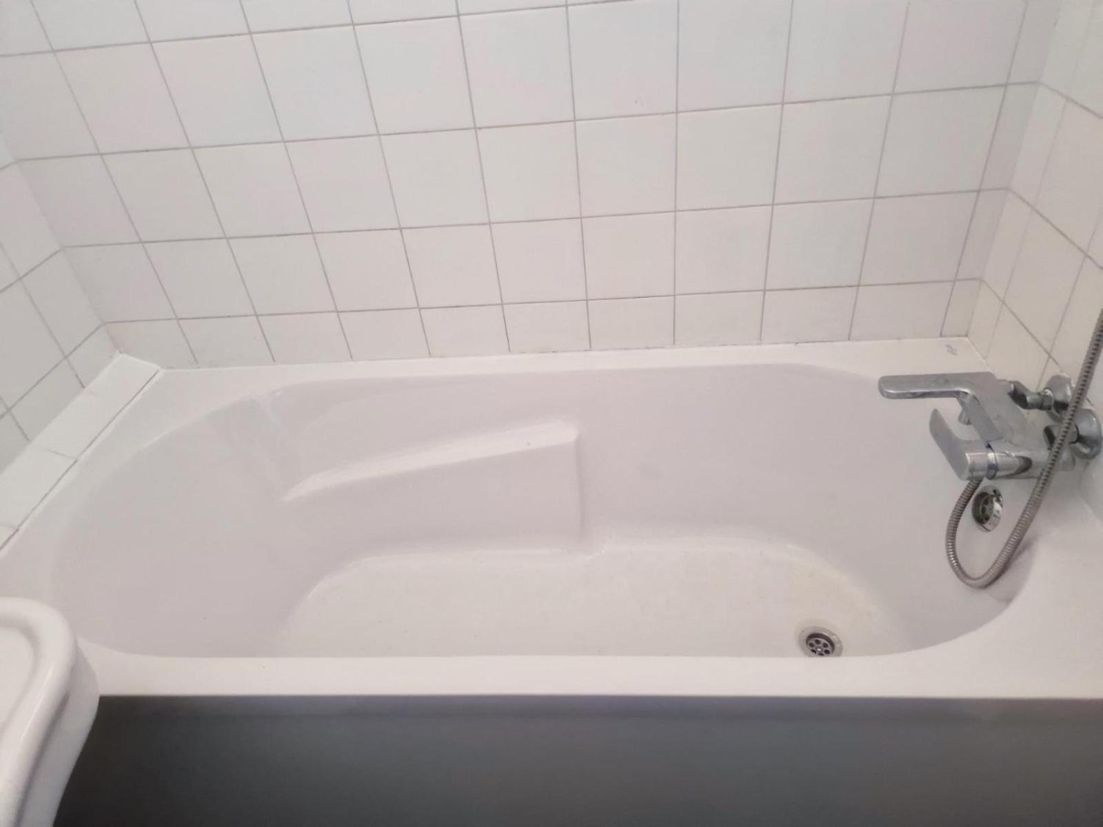 Appartement Proche Aeroport マリニャーヌ エクステリア 写真